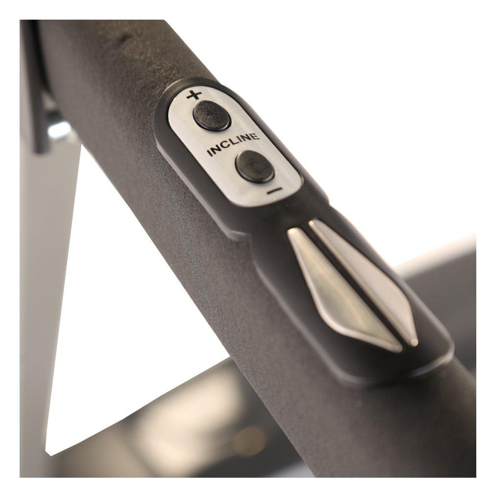 جهاز المشي من ونسا بقوة 2.0 حصان، 1-16 كم/ساعة، OMA-6912 EA - فضي