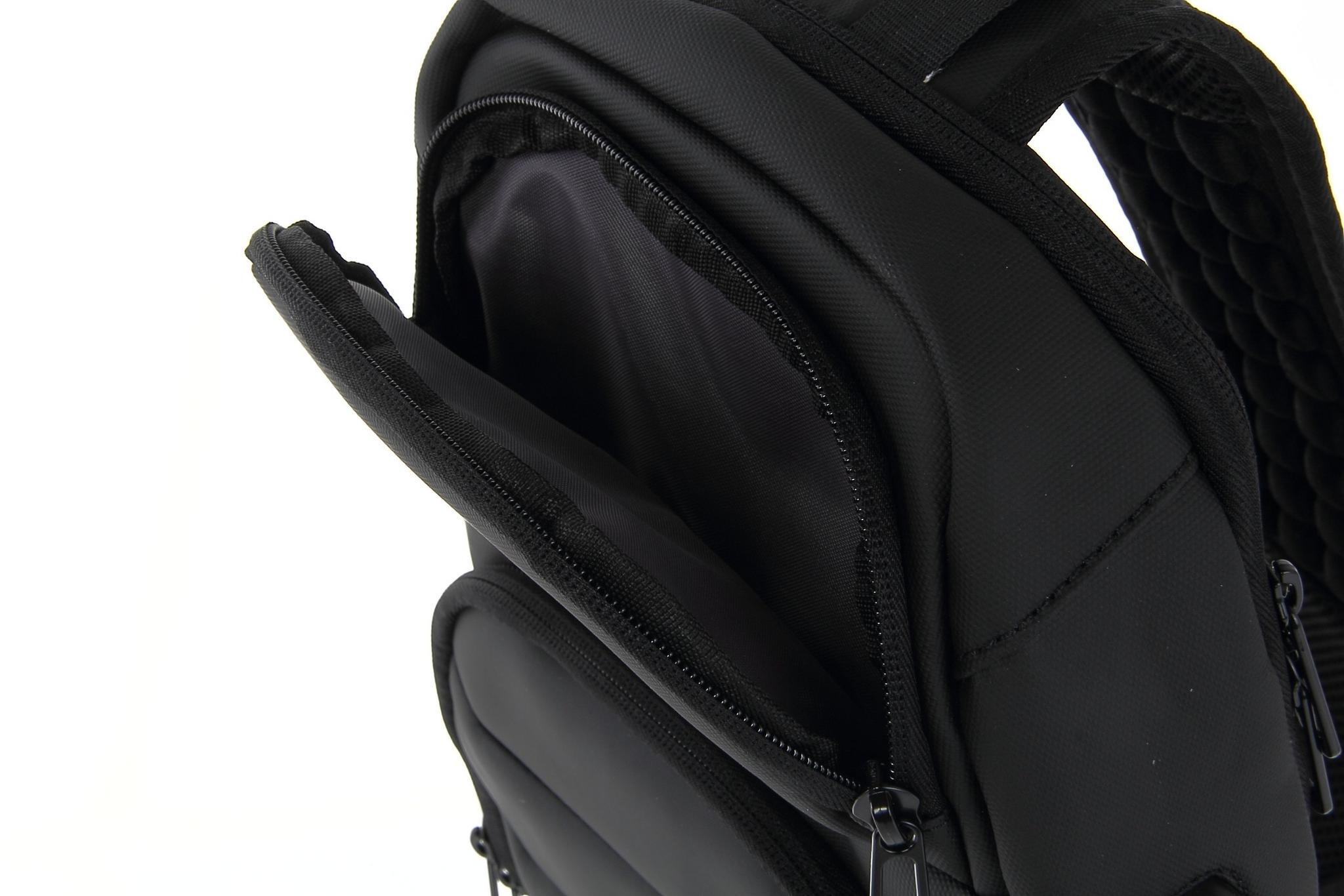 حقيبة ظهر لحجم 10-12 بوصة  من اي كيو (KTB190918) - أسود