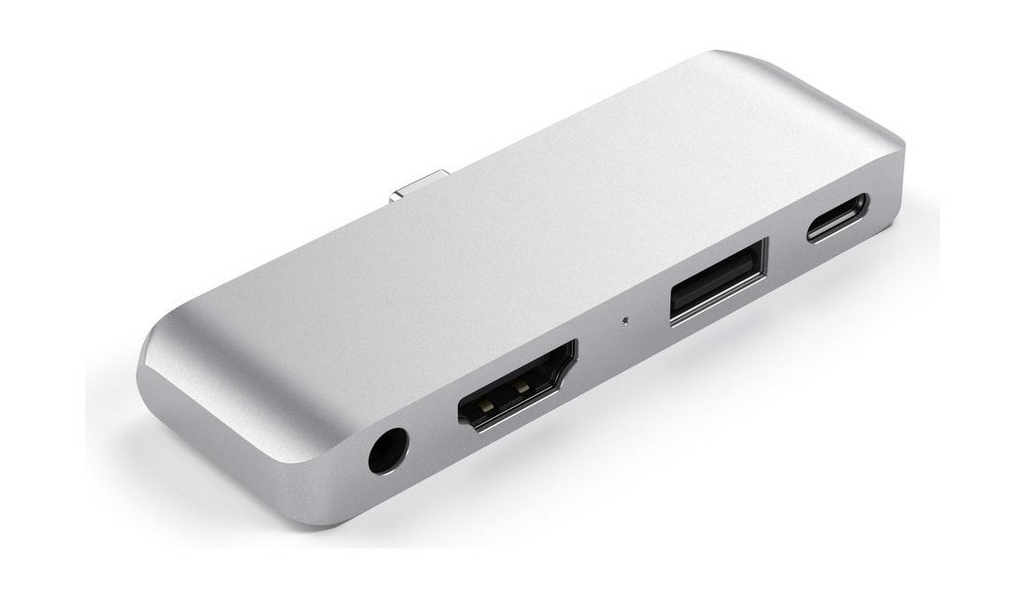 Satechi Adattatore Mobile Pro Hub Tipo C in Alluminio con Carica USB-C PD, 4K HDMI, USB 3.0 e Satechi Adattatore Mobile Pro Hub Tipo C in Alluminio con Carica USB-C PD, 4K HDMI, USB 3.0 e