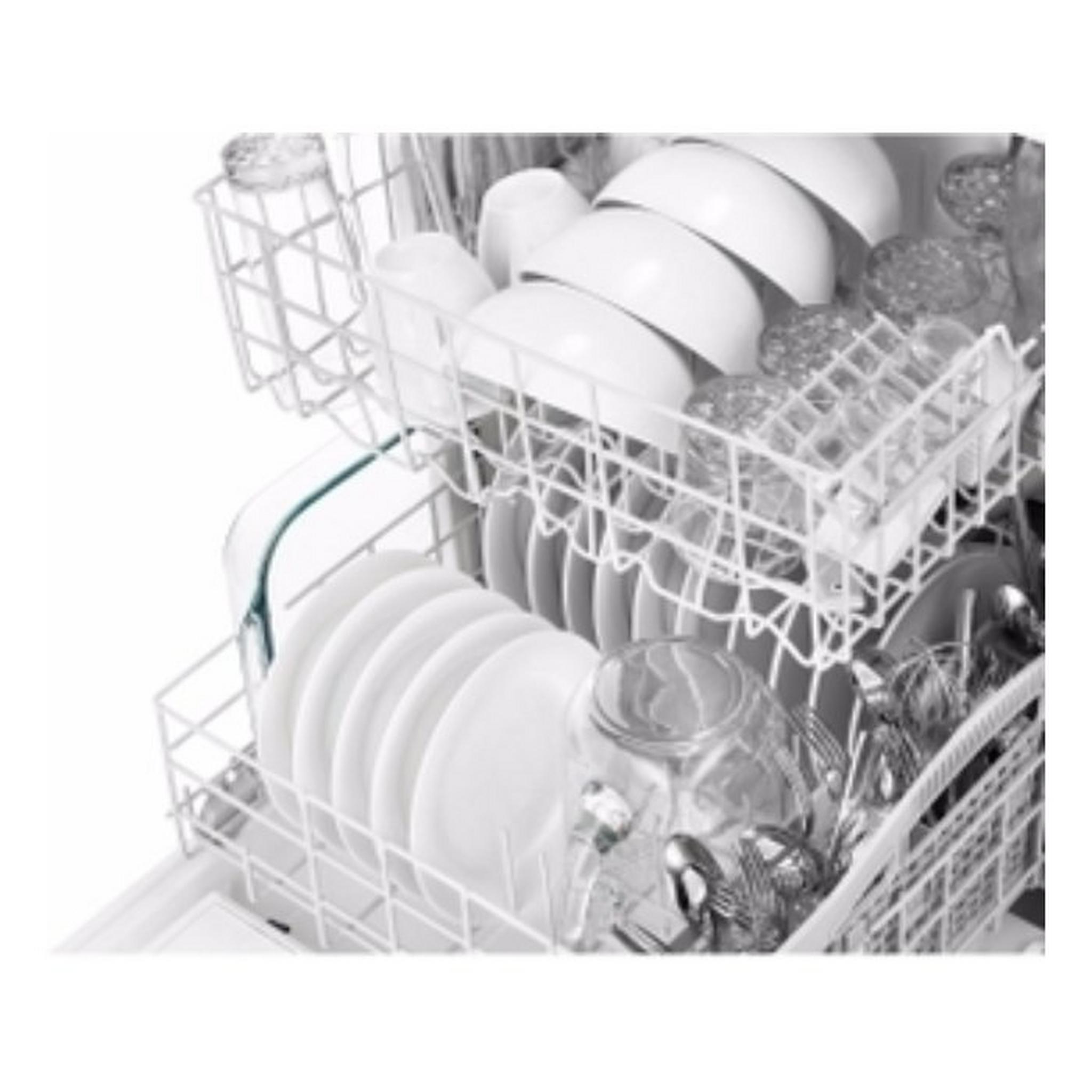 Indesit 14 Place Settings 6 Program Freestanding Dishwasher (DFC 2C24 UK) - White