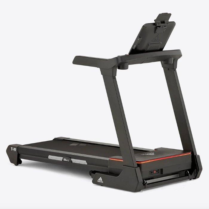 جهاز المشي الرياضي تي-19 من اديداس، بشاشة LCD مقاس 8 بوصات، AVUS-10421 - أسود