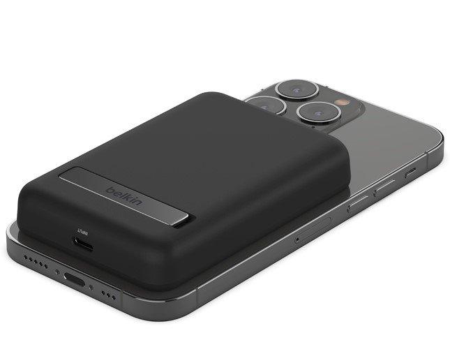 باور بانك مغناطيسي لاسلكي من بيلكن 5000 مللي أمبير + حامل، BPD004btBK - اسود