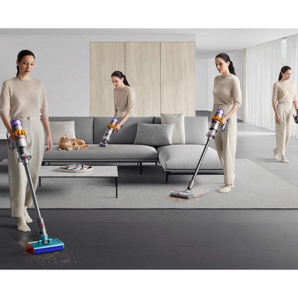 Dyson V15 Detect Submarine Vacuum Cleaner, 660W – Gold