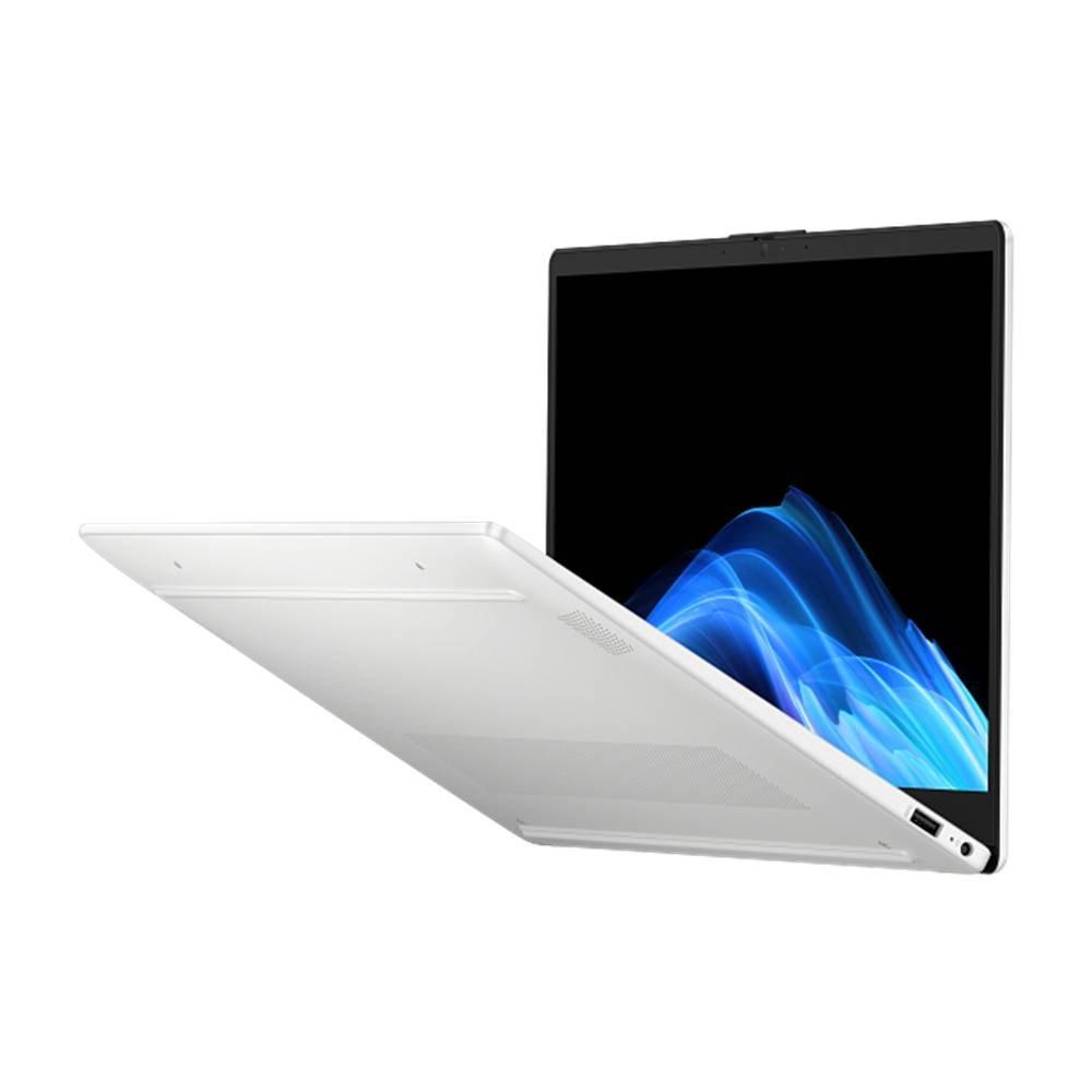 HP OmniBook 3 Laptop Next Gen AI, 15.6", AMD Ryzen AI 7, 24GB, 1TB SSD, AMD Radeon 860M Graphics, Windows 11 Home, 15-FN0005NE- Silver