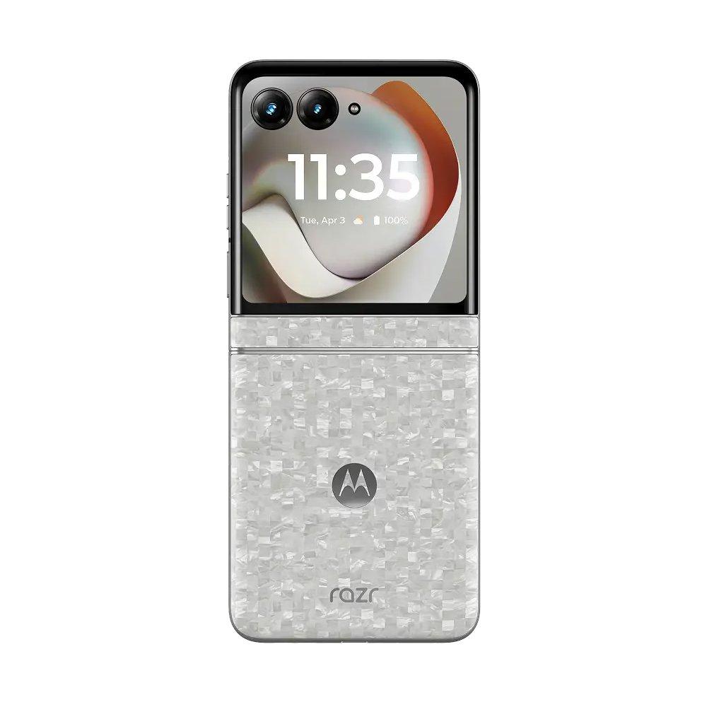 Motorola Razr 70 Phone, MediaTek Dimensity 7450X, 8GB RAM, 256GB, 6.9-Inch, PBCW0002AE - White
