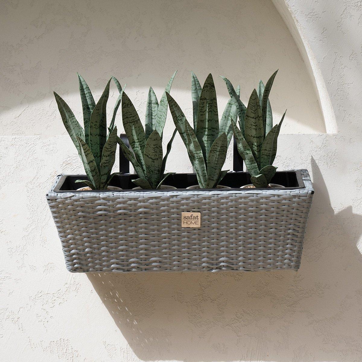 Deina Grey Polyrattan Outdoor Planter