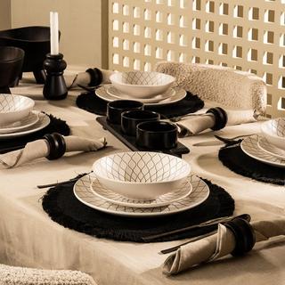Buy Emboss stoneware dinner set 18pcs white in Kuwait