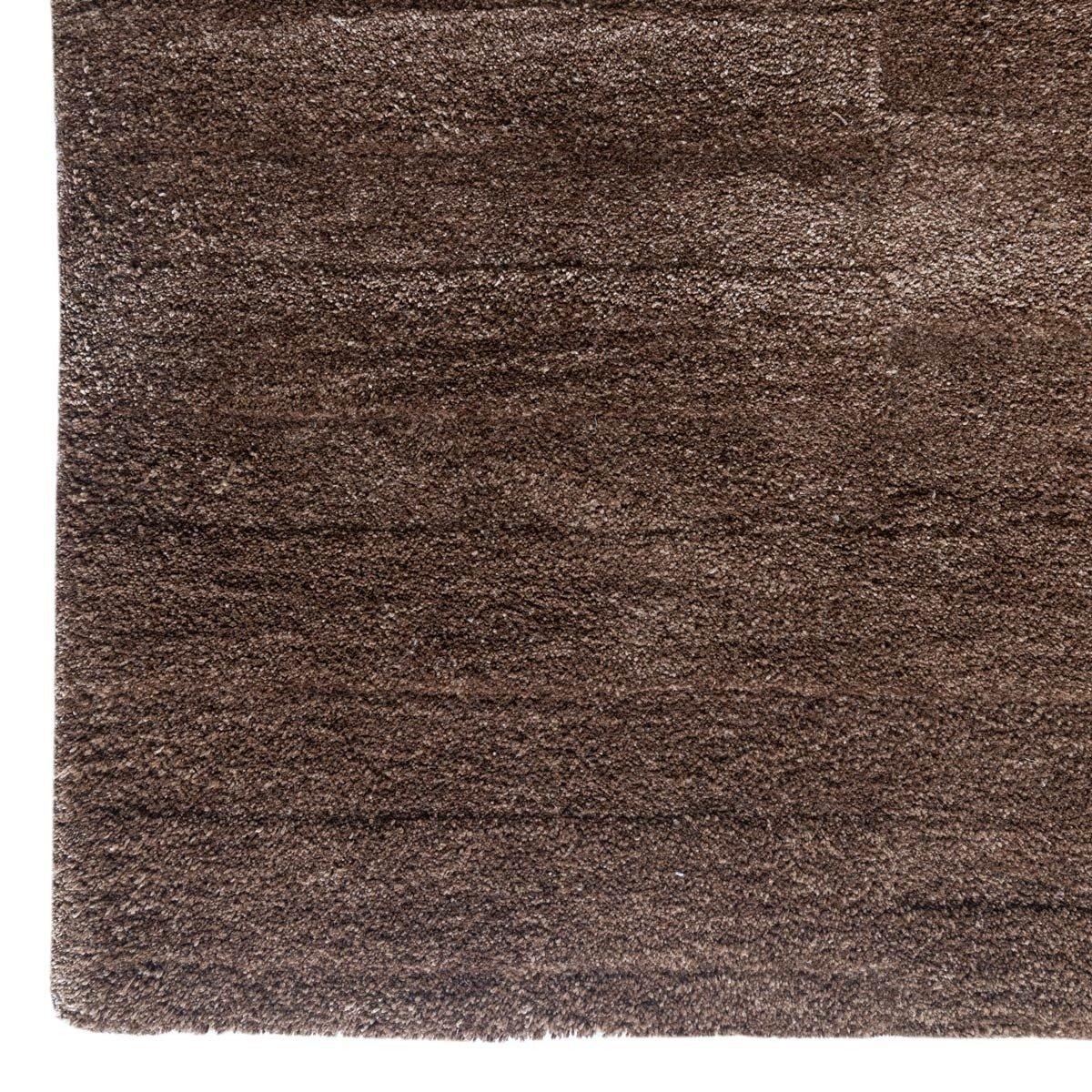 product_images