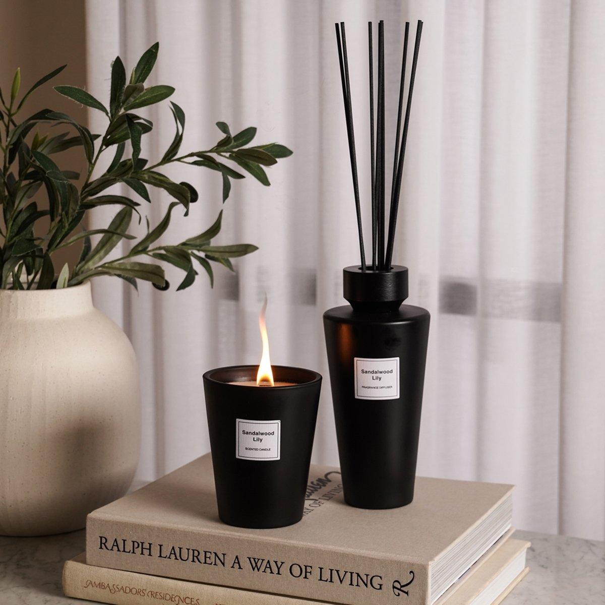 Sandalwood Lily Scented Candle 350 gm