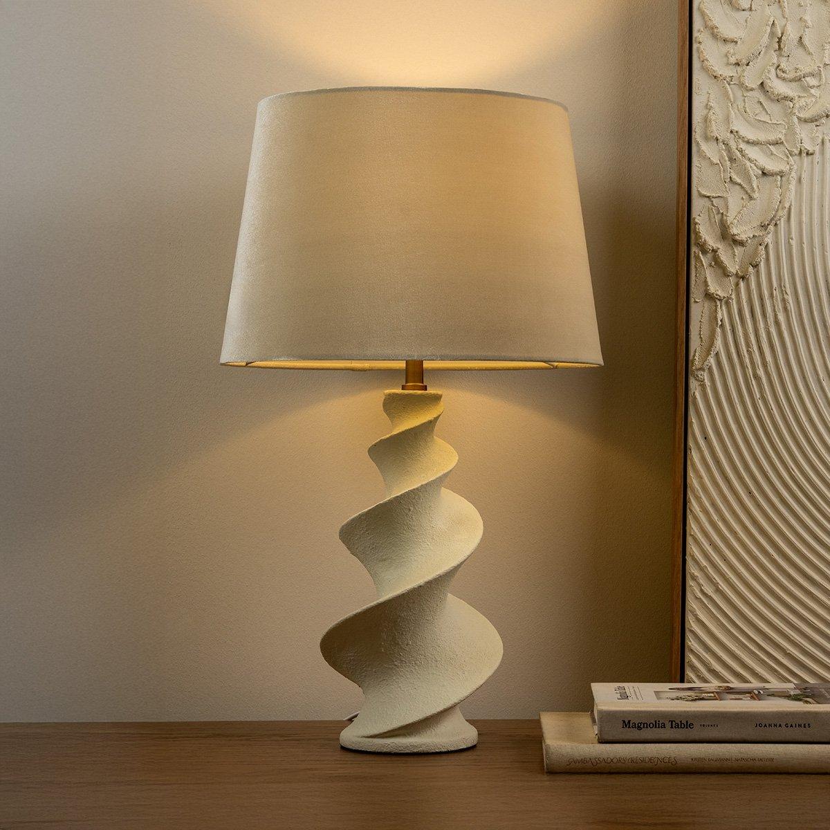 مصباح طاولة تويست أبيض 69 سم