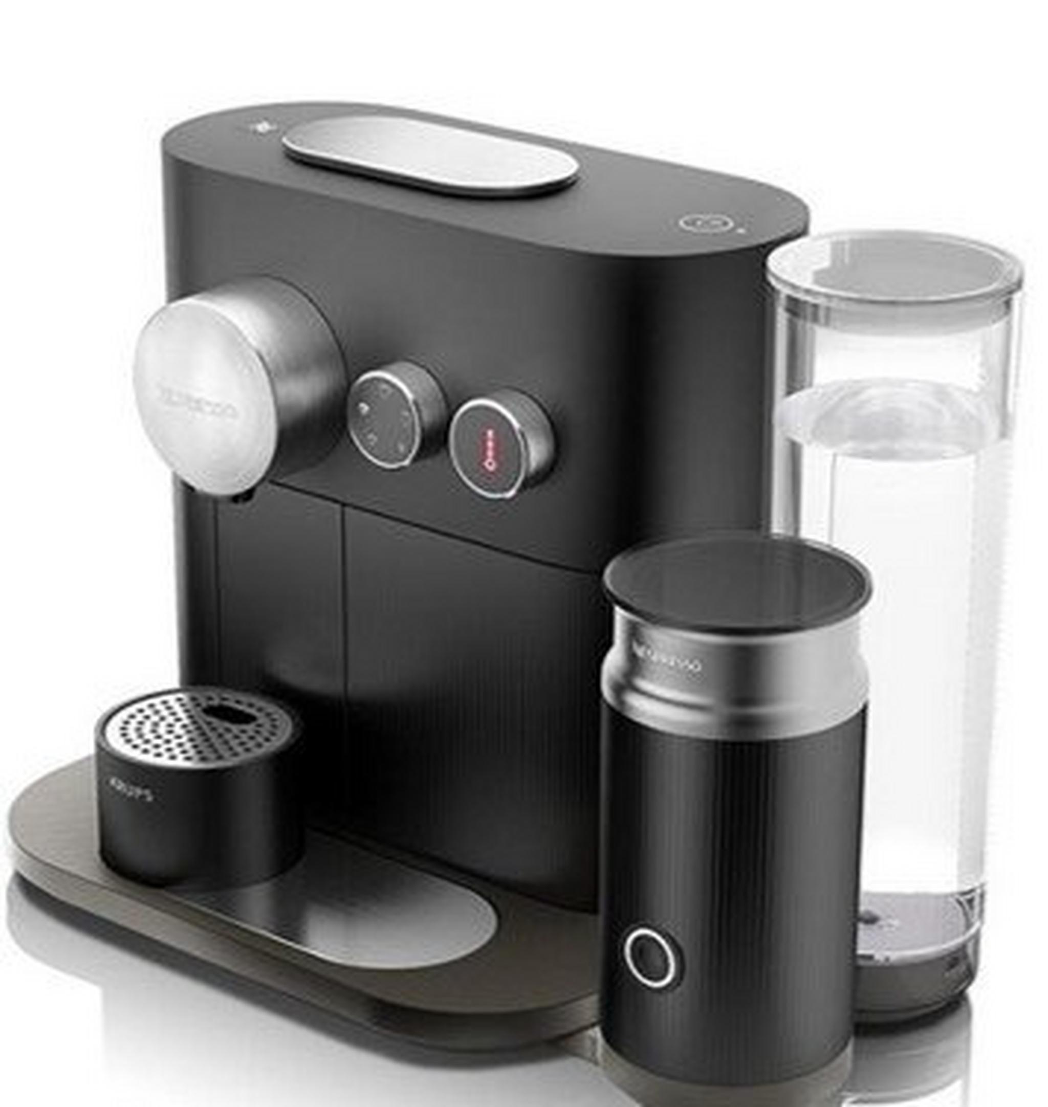 ماكينة صنع قهوة نسبريسو اكسبيرت مع الحليب - أسود (C85-ME-BK-NE)