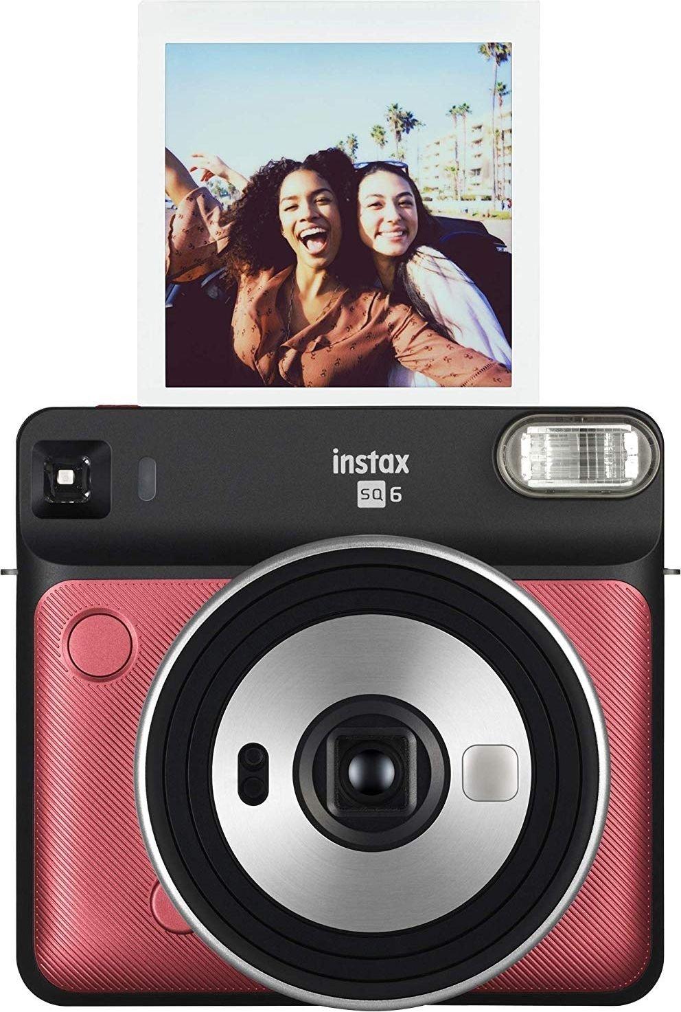 الكاميرا الفورية والمربعة الشكل من فوجي فيلم SQ6 - أحمر ياقوتي