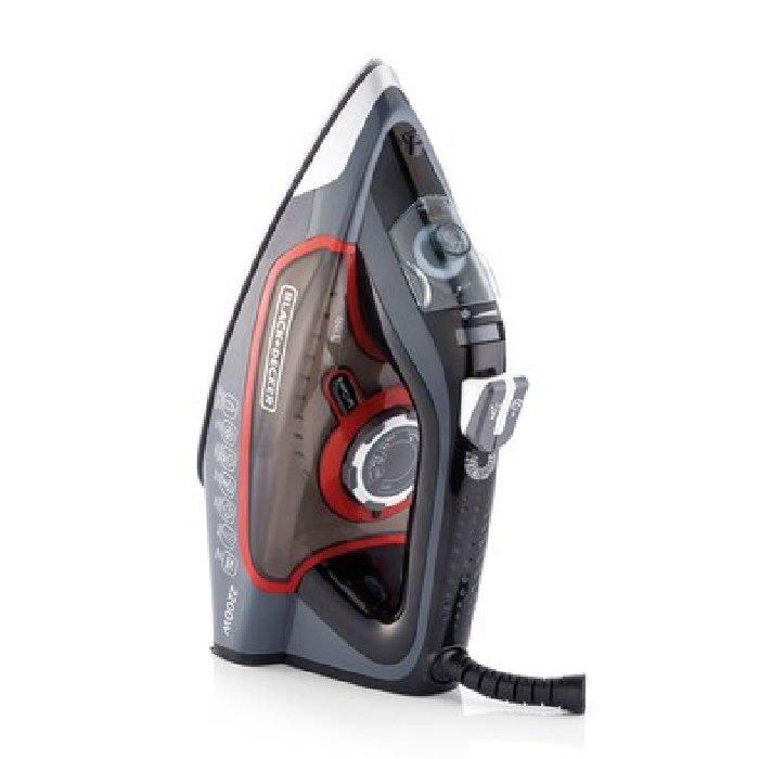 Black & Decker Steam Iron with Ceramic Soleplate, 80ml, 2200W, X2050-B5 - Multicolor