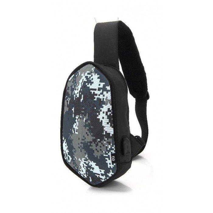 حقيبة ظهر بحزام فردي خفيفة الوزن من إي كيو - أبيض مموه أزرق+ سماعة رأس للألعاب تريتون كوناي لأجهزة سوني - أسود