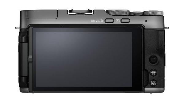 كاميرا فوجي فيلم X-A7 الرقمية بدون مرآة مع عدسة مقاس 15-45 ملم - فضي