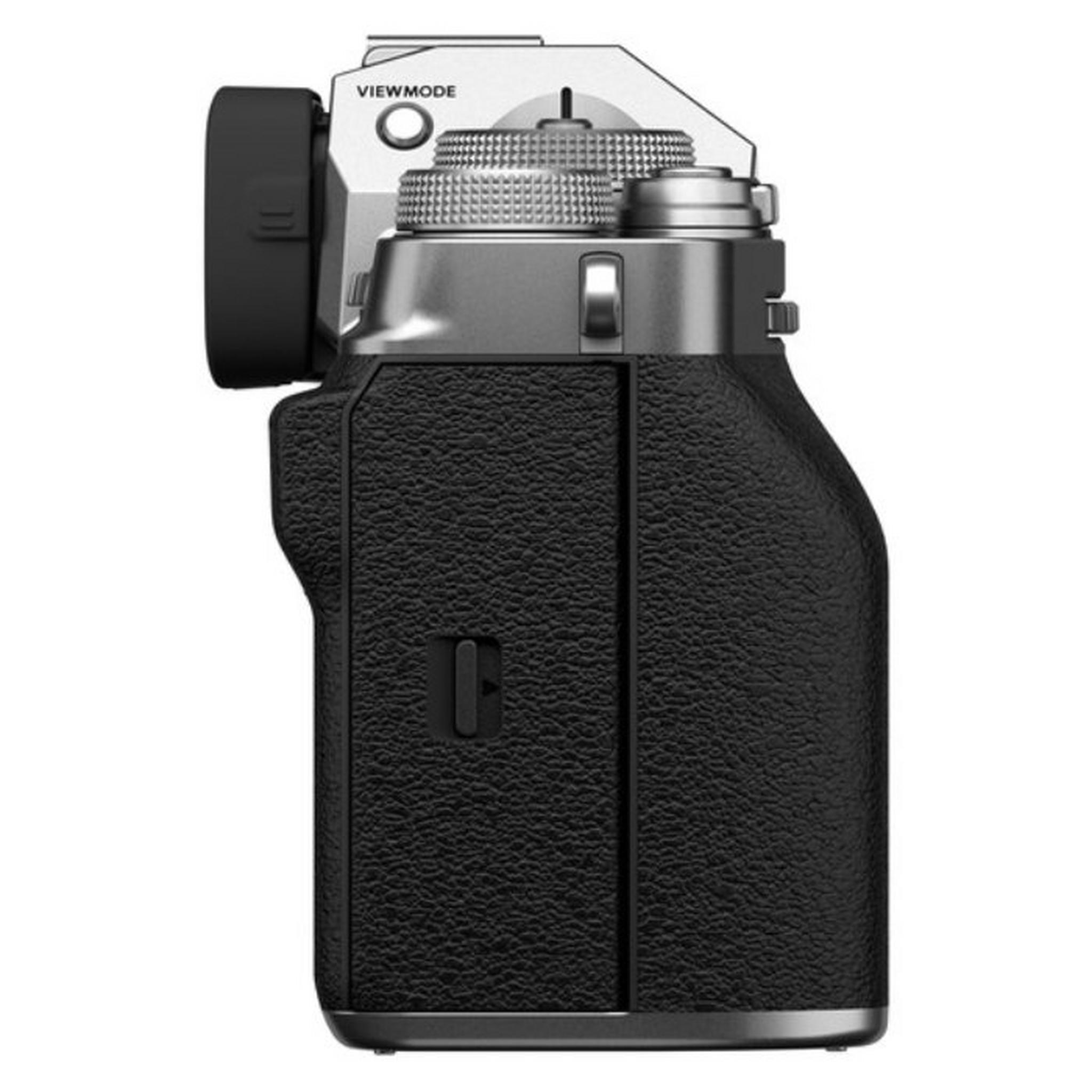 كاميرا فوجي فيلم X-T4 ديجيتال بدون مرآة مع عدسة 18-55 ملم - فضي