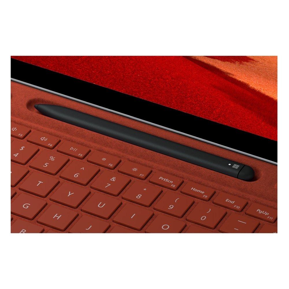 لوحة مفاتيح سيرفيس برو من مايكروسوفت باللون الأحمر
