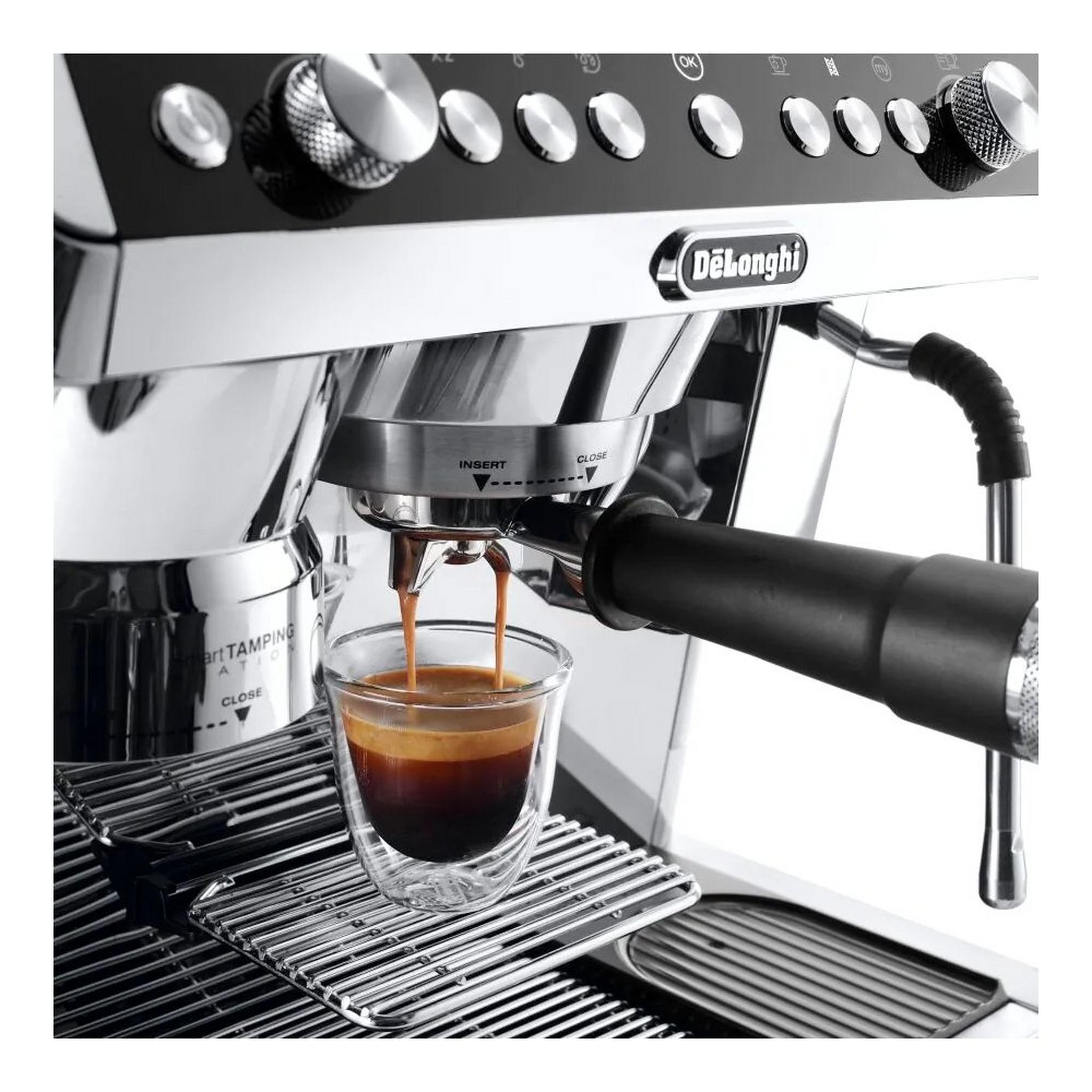 Delonghi Specialista Maestro pump espresso Coffee Machine, 1450W, 2.5L, EC9665 - Silver