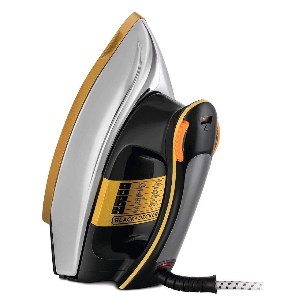 مكواة ملابس بلاك + ديكر جافة بوزن ثقيل 1200 وات أسود / ذهبي F550-b5