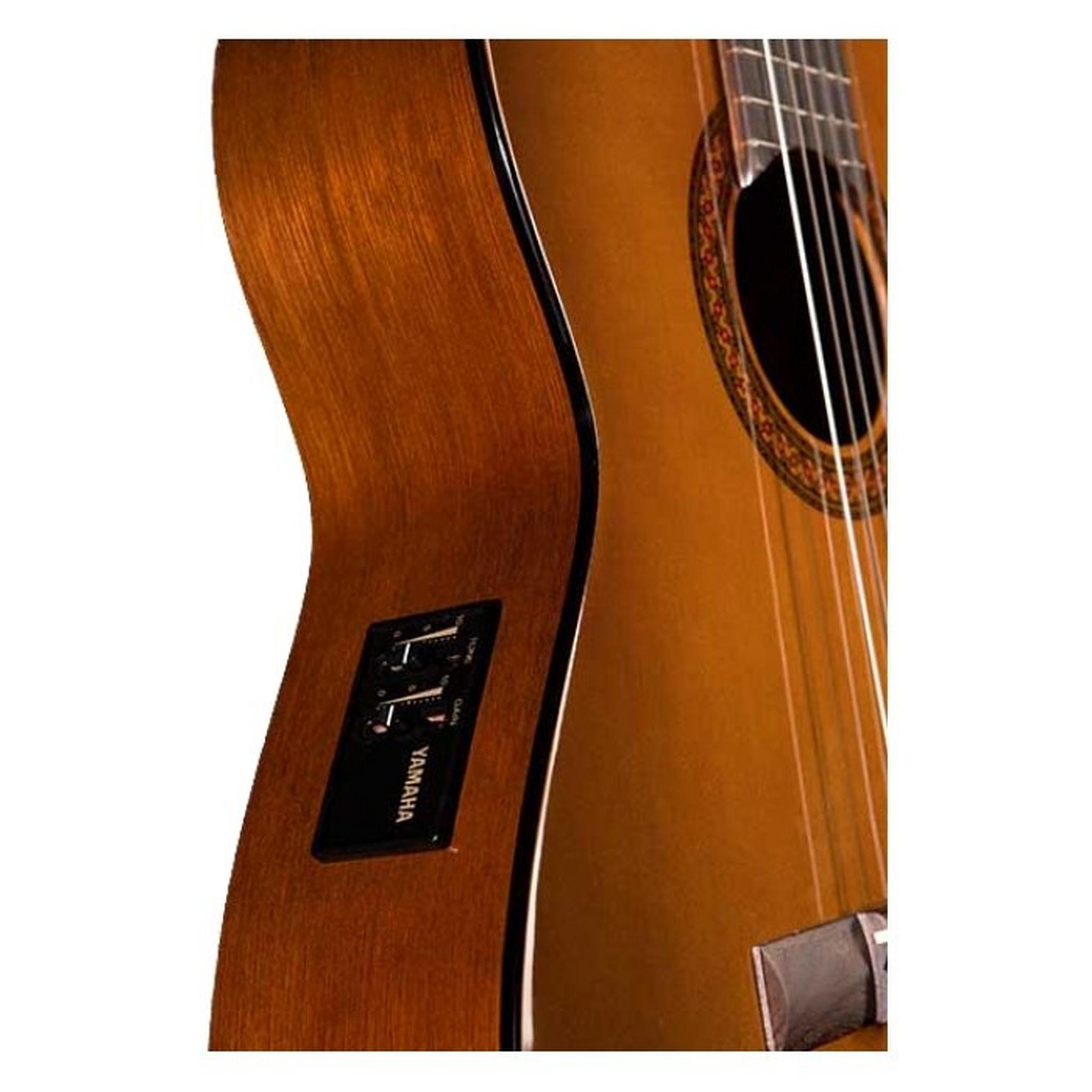 Yamaha CX40 Classical-Electric Guitar