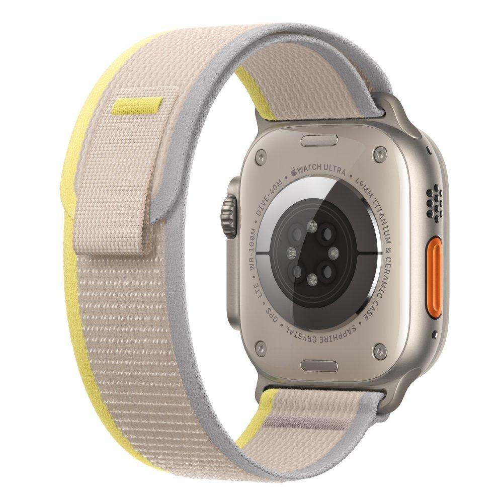 ساعة أبل ألترا الخلوية + جي بي اس - 49 ملم - غطاء تيتانيوم مع سوار تريل أصفر/بيج - S/M