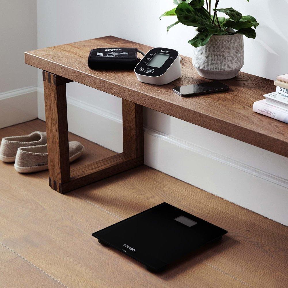 Omron Body Scale Intelli IT (HN-300T2-EBK) Black