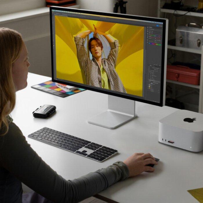 جهاز ماك ستوديو من ابل،شريحة ام2 ماكس ، 512 جيجا اس اس دي ، 32 جيجا رام ، ماك او اس ، MQH73AB / A - فضي