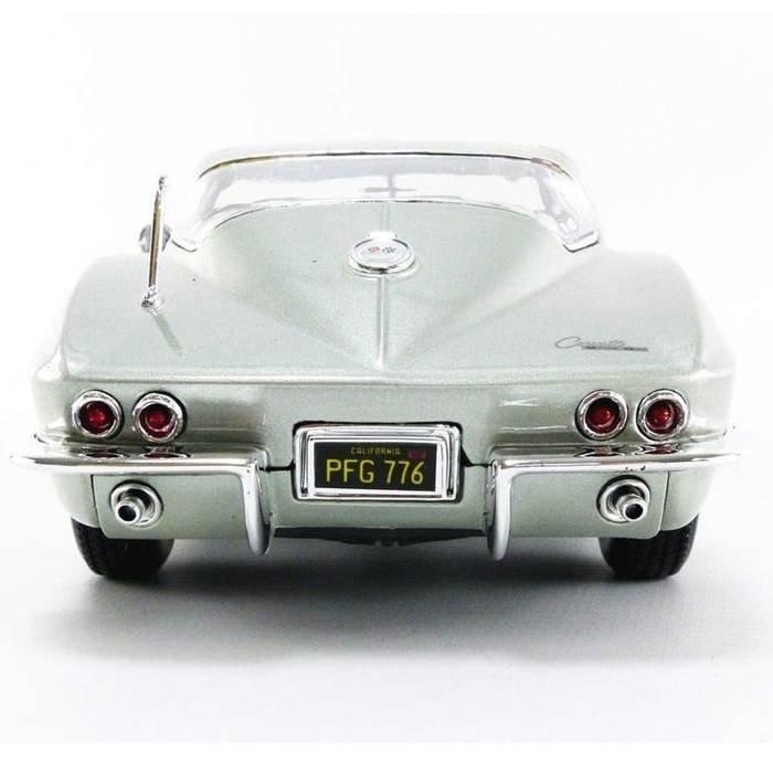 Maisto 1:18 Scale 1965 Chevrolet Corvette Car, 31640SL- Silver