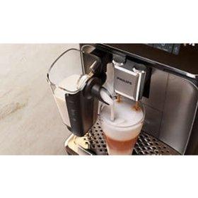 Silky-smooth froth with LatteGo for various types of milk