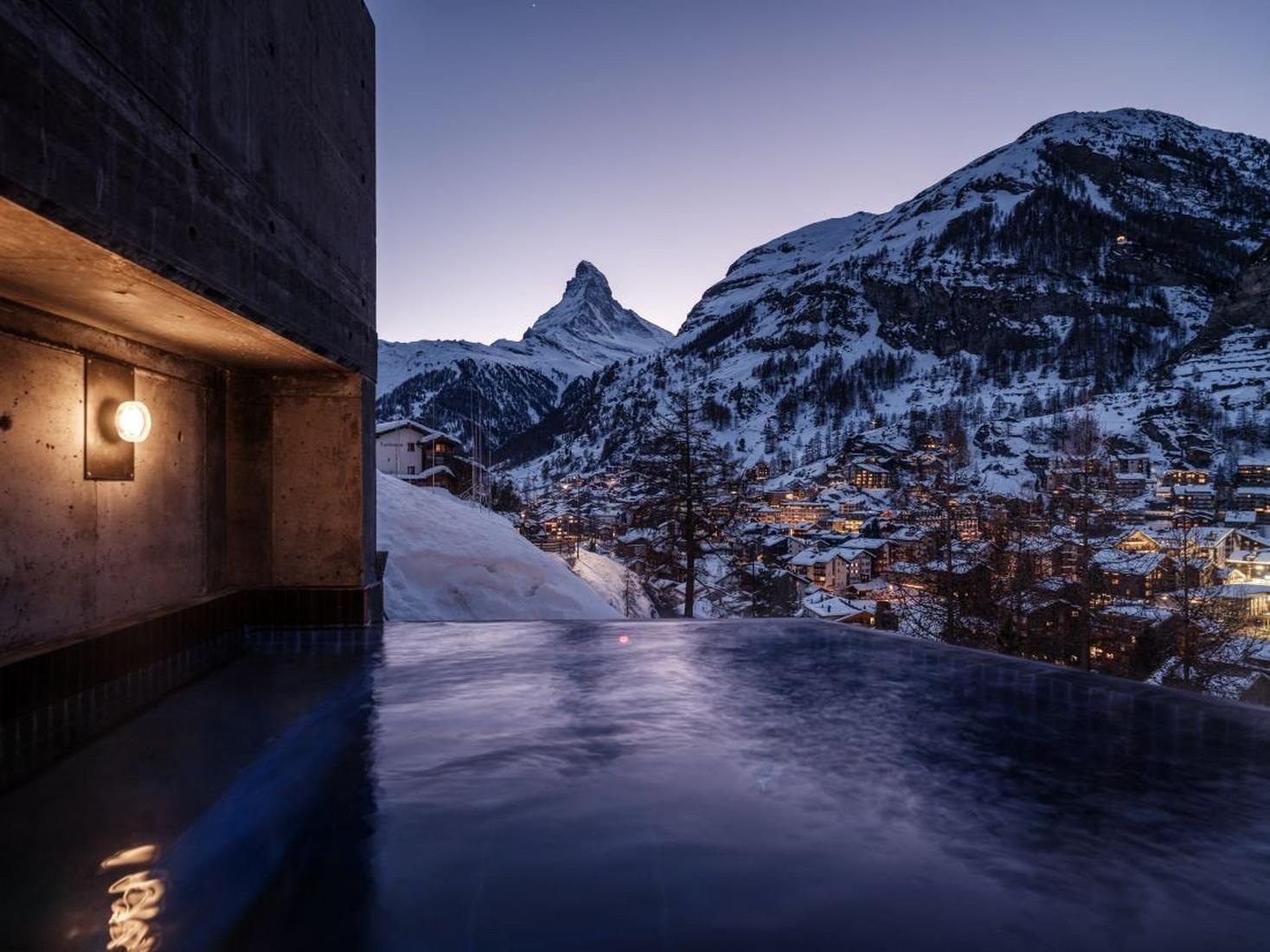 Chalet Hotel Schönegg with new spa area and outdoor infinity pool