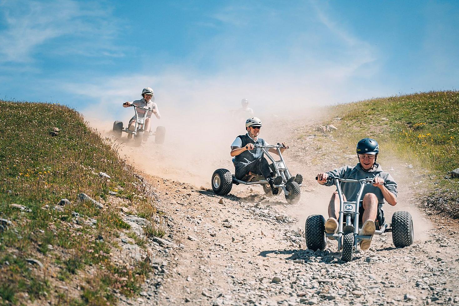 Mountaincarts : sensations fortes de l’été entre le Rothorn et Blauherd
