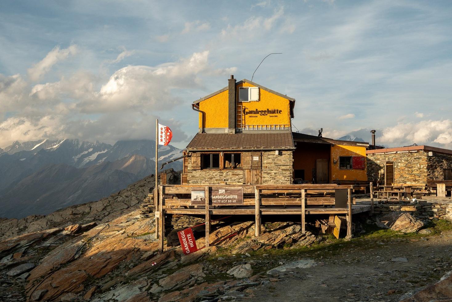 Drei Übernachtungsmöglichkeiten in den Bergen rund um Zermatt