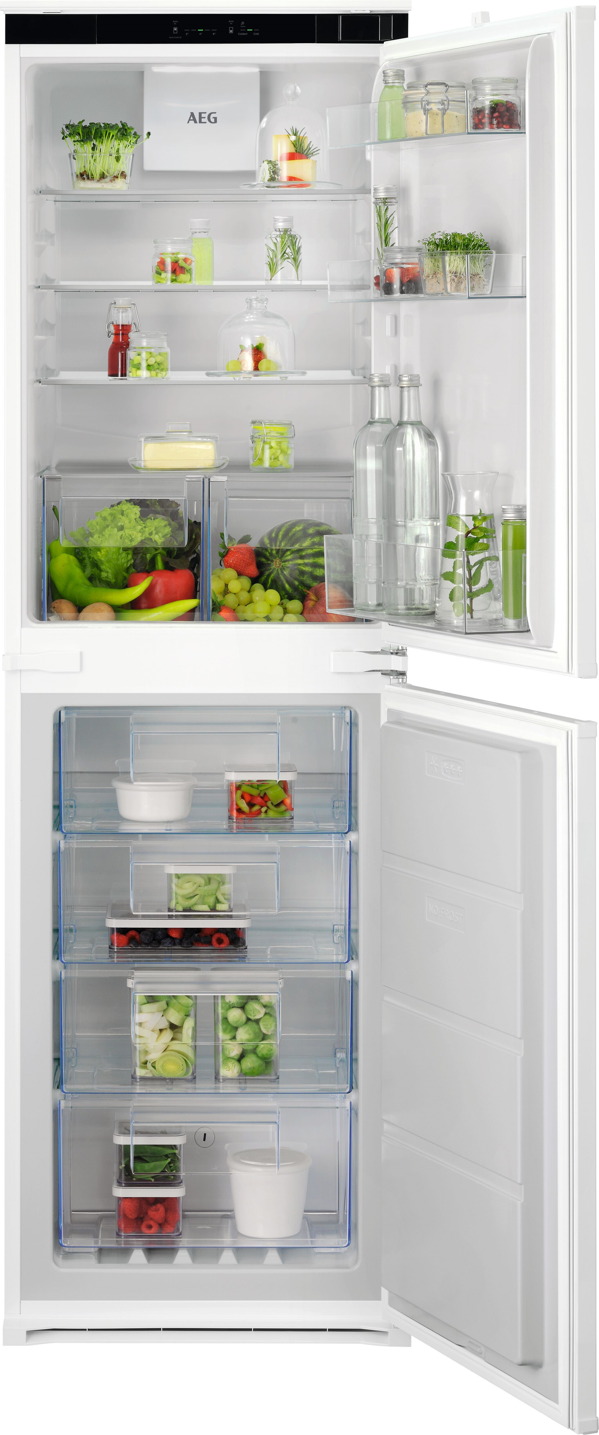 AEG Exclusiv Line NSC7T185ES 54.6cm 50/50 Built In Frost Free Fridge Freezer
