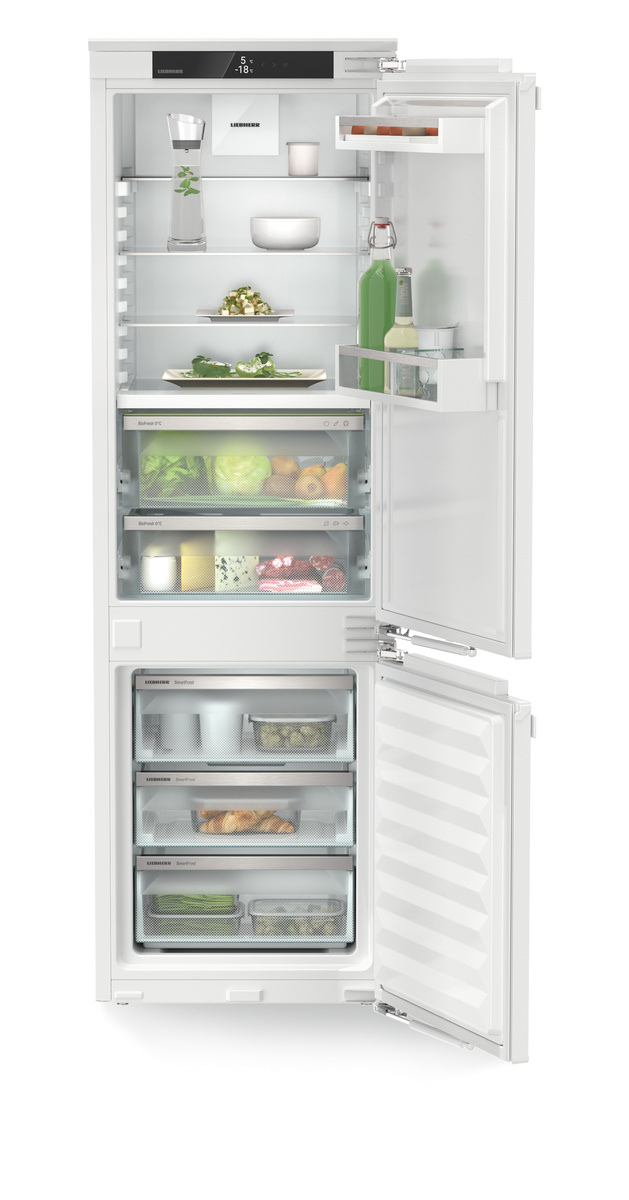 Liebherr ICBA5123 Integrated Fridge Freezer with BioFresh