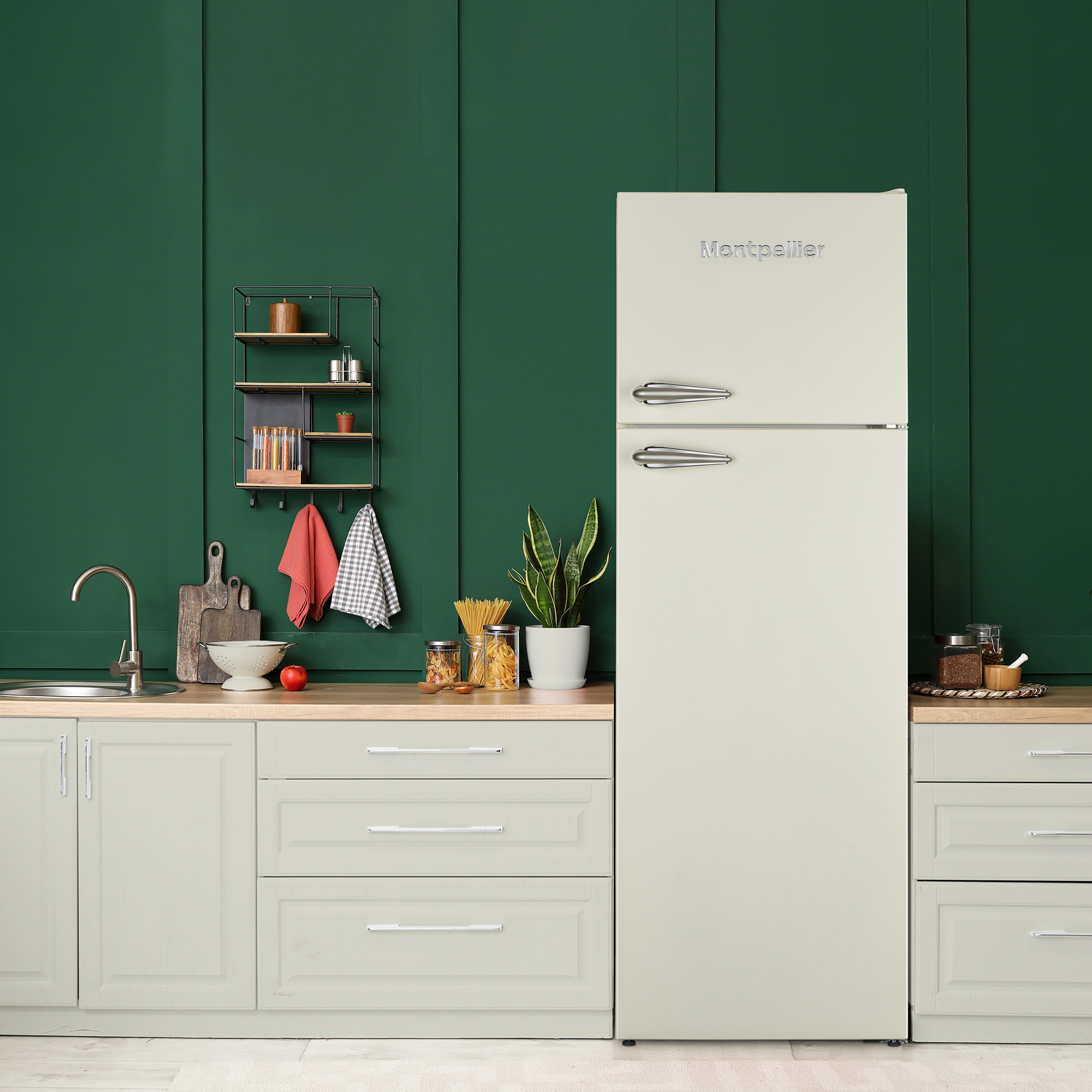 Montpellier MAB346EC 59.5cm 20/80 Retro Fridge Freezer - Cream