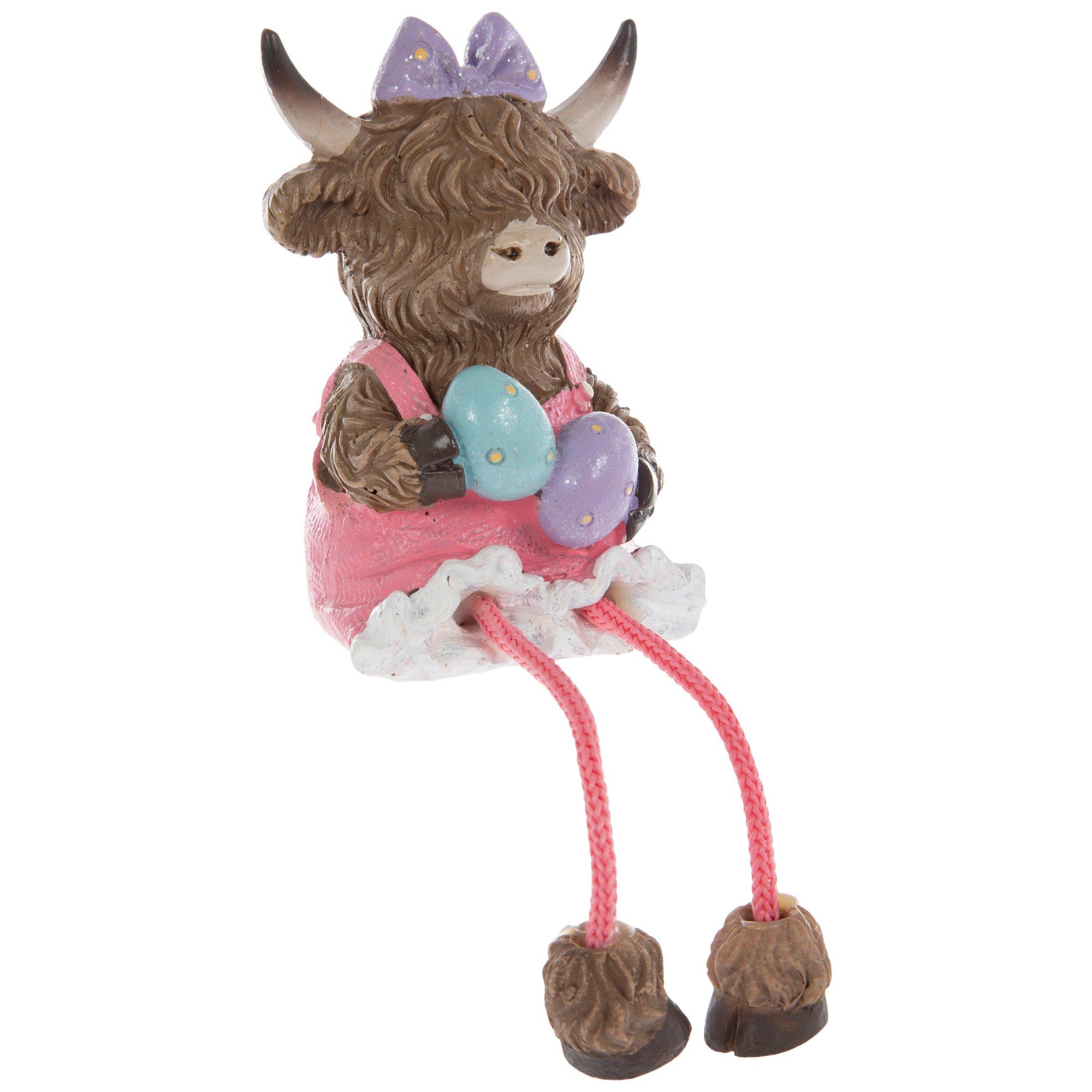 Highland Cow With Eggs Shelf Sitter view 1