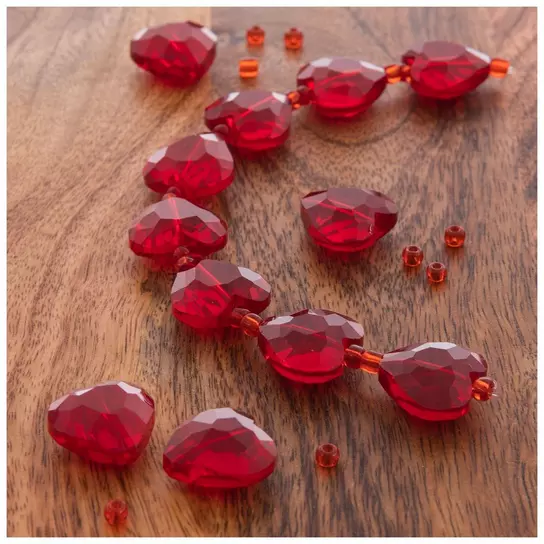 Red Gemcut Heart Glass Bead Strand