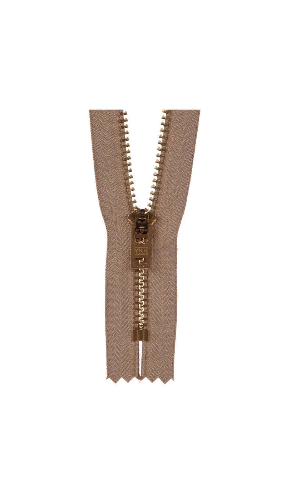 Libratone Zipp 美品 Christian Louboutin Silver Patent Leather Panettone Spiked Zip