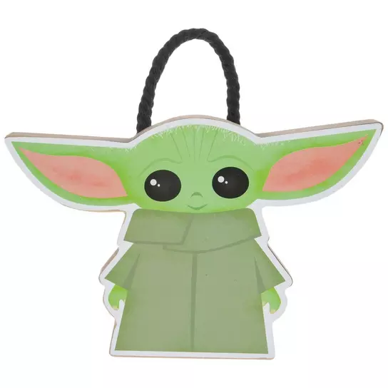 Baby Yoda/Grogu Plates and Storage From Corelle - Theme Park Professor
