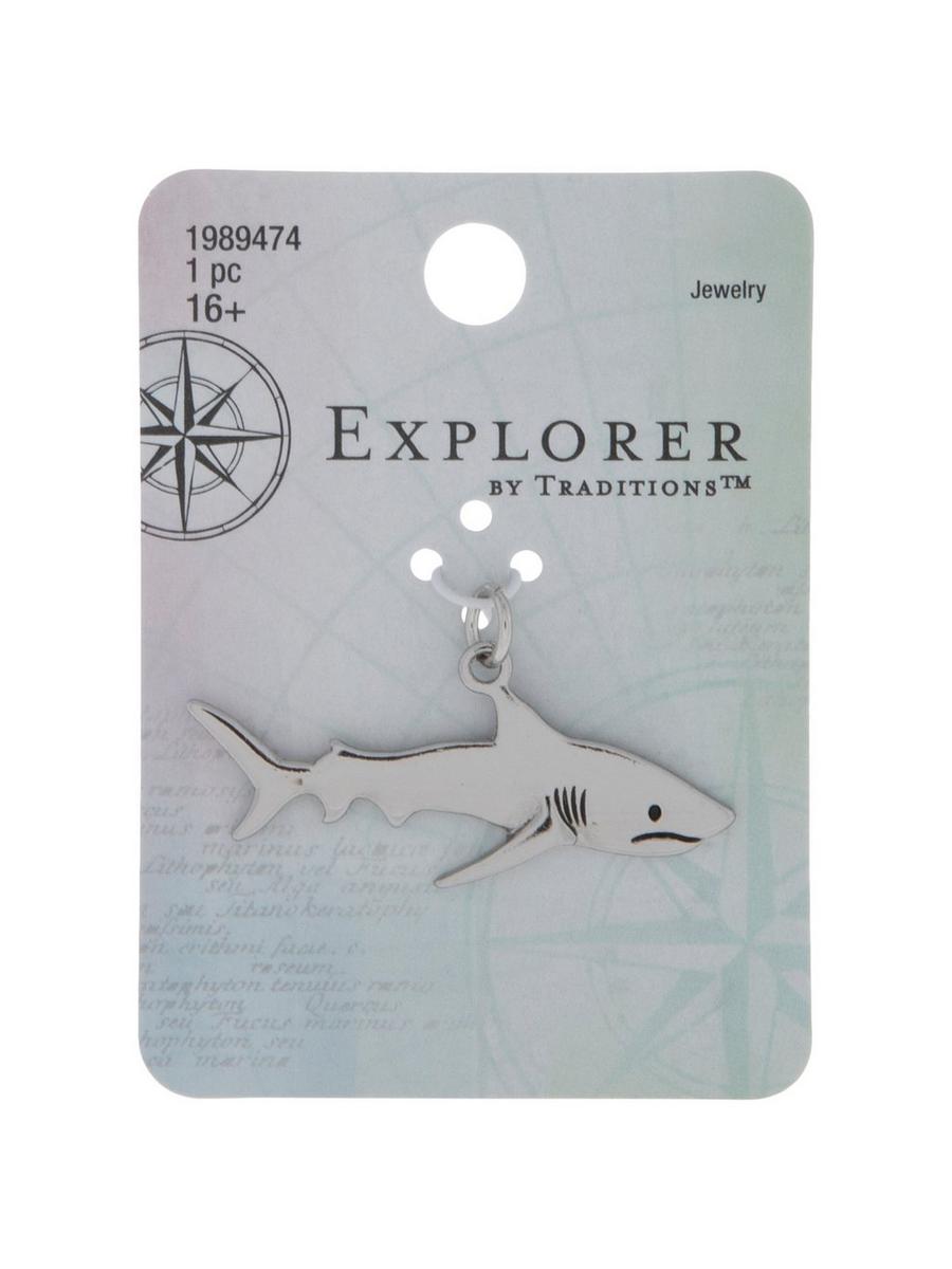 1989474-81000417-IMGSET?w=900&