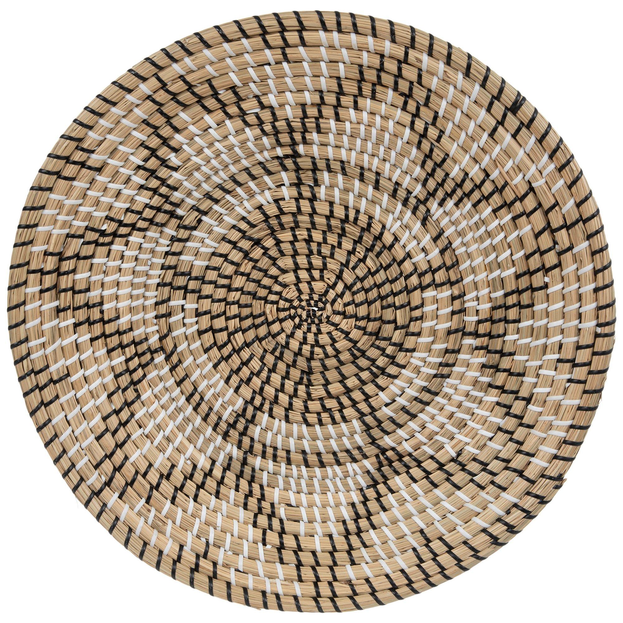 Star Pattern Basket Wall Decor 