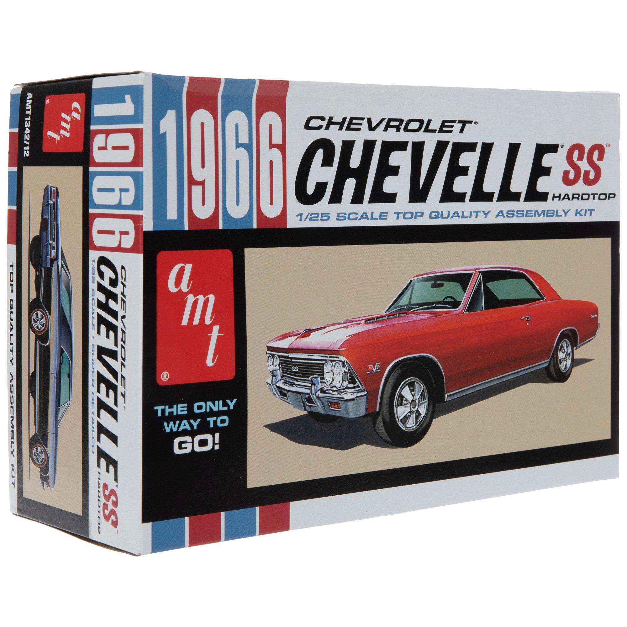 AMT 1/25 1966 Chevy Chevelle SS Model Kit