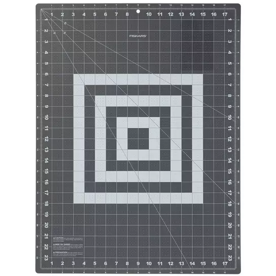 Select Cutting Mat 18x24 By Quilters Select