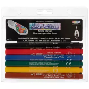 Crayola Fabric Markers, 10 Colored Fabric Markers Red, Brown, Light Blue,  Orange, Yellow, Black, Violet, Light Green, Dark Green, Dark Blue 
