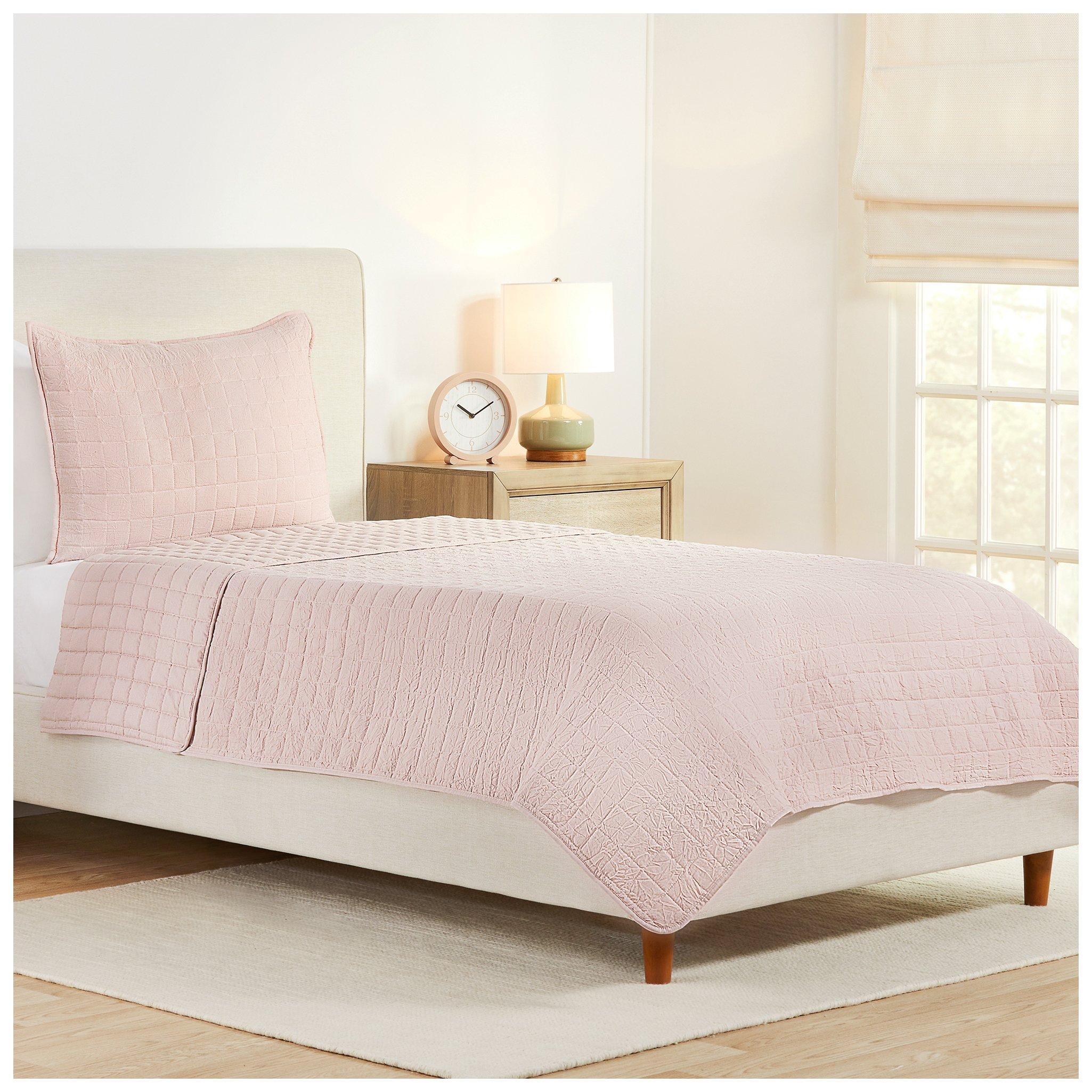 Crinkle Quilt & Shams Set Hobby Lobby 2400422