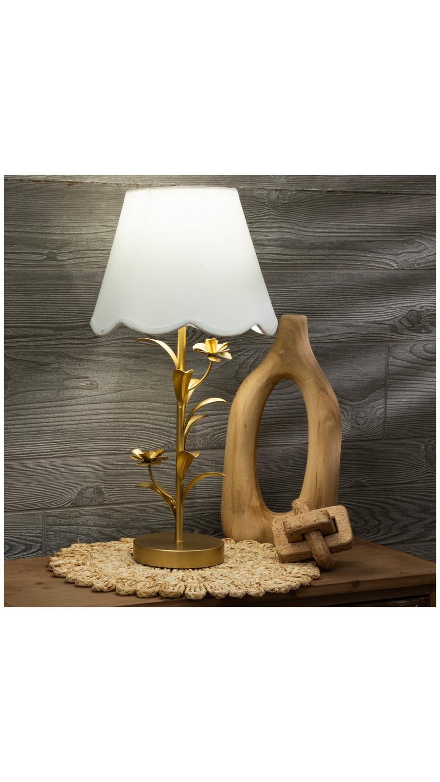 Golden Harvest Wheat Stalk Table Lamp – Battery Operated LED Flower Light, Rustic Farmhouse Accent For Fall & Seasonal Decor (10" Tall)