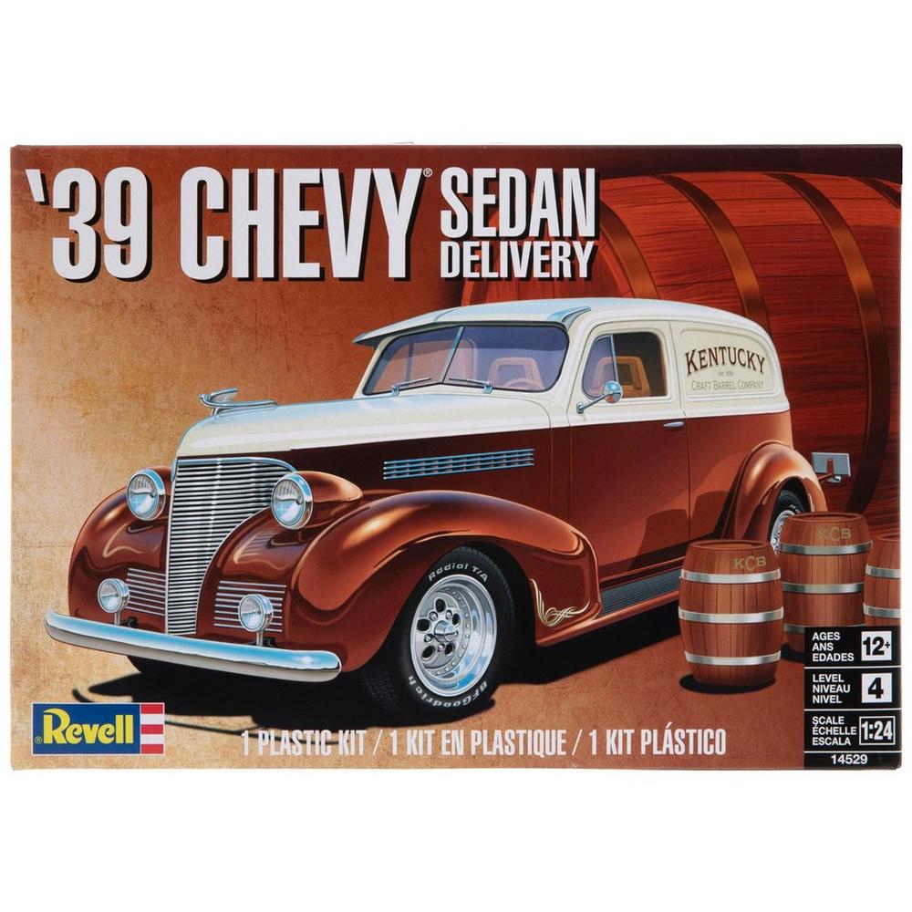 1948 Chevrolet Sedan Delivery プラモデルキット 1948 Chevrolet Sedan Delivery プラモデルキット