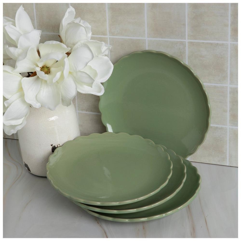 Scalloped Ceramic Plates