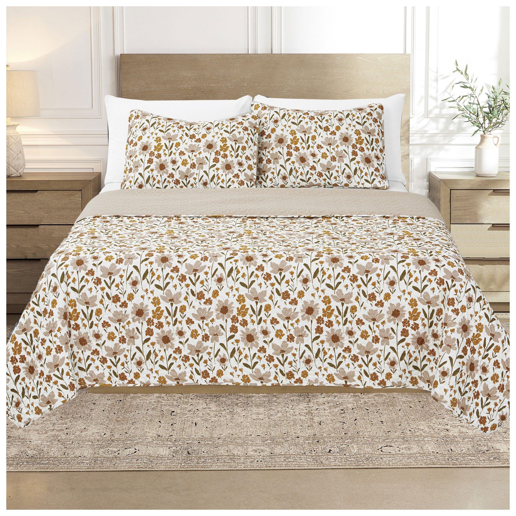 Muted Florals Queen Quilt Set