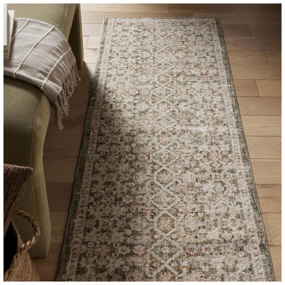 Olive Traditional Tufted Rug